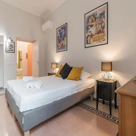 Casa Fellini - Charme Holidays Apartamento Roma