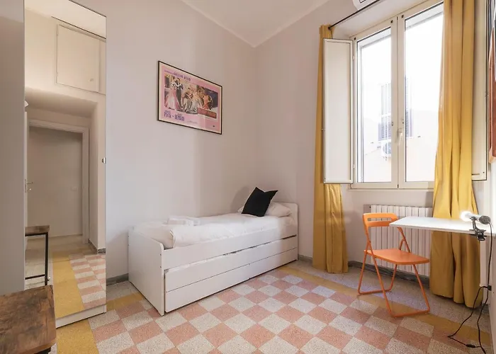 Casa Fellini - Charme Holidays Apartment Rome